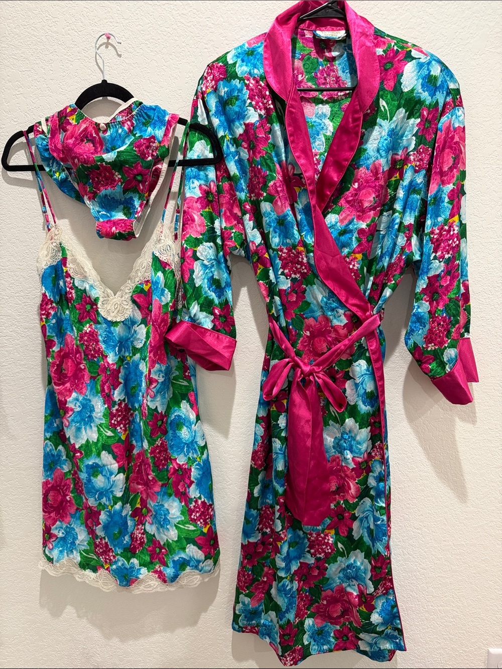 Vintage Gold tag Victoria’s Secret set